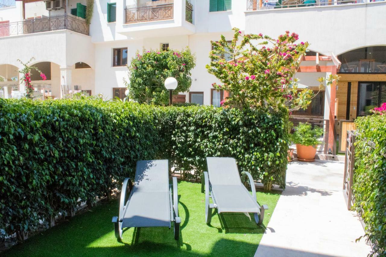 Galatex Beach Apartment ليماسول المظهر الخارجي الصورة
