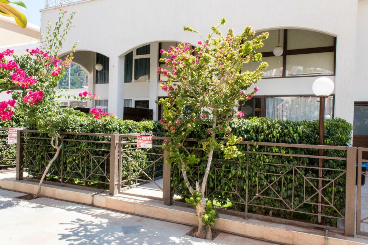 Galatex Beach Apartment ليماسول المظهر الخارجي الصورة