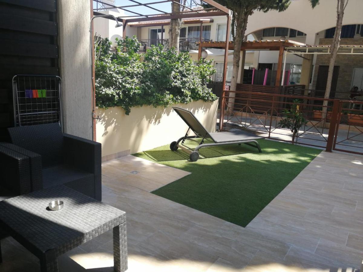 Galatex Beach Apartment ليماسول المظهر الخارجي الصورة